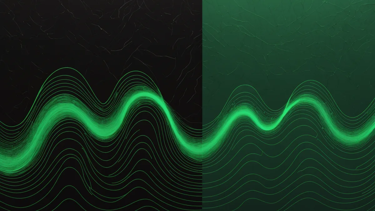 Signal extraction versus model averaging in credit scoring